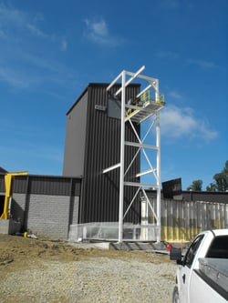 Elevator Headframe with Exterior Monorail Structure